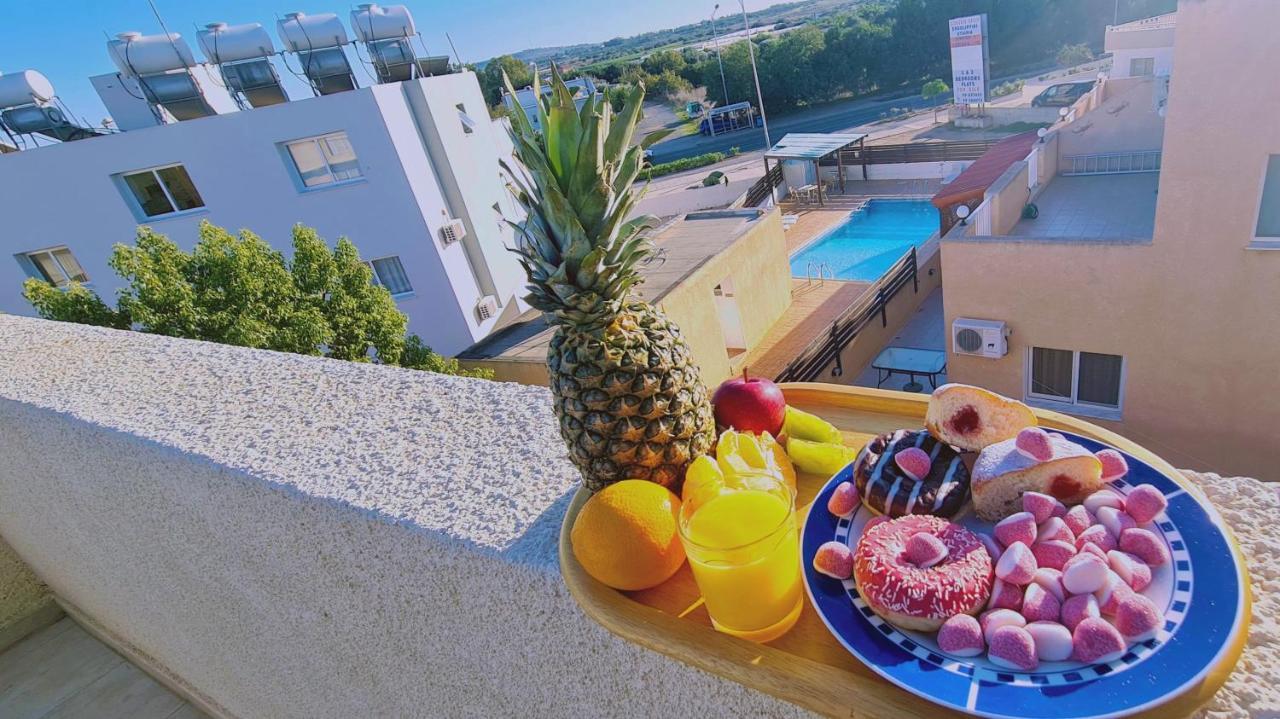 Stay Sunshine Apartment Paralimni Exterior photo