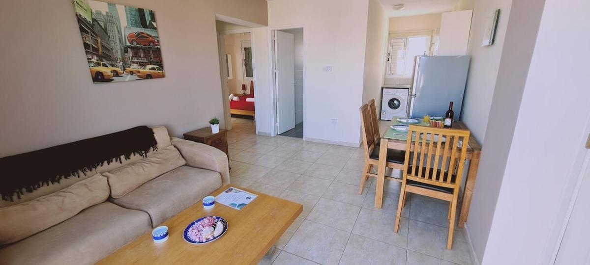 Stay Sunshine Apartment Paralimni Exterior photo